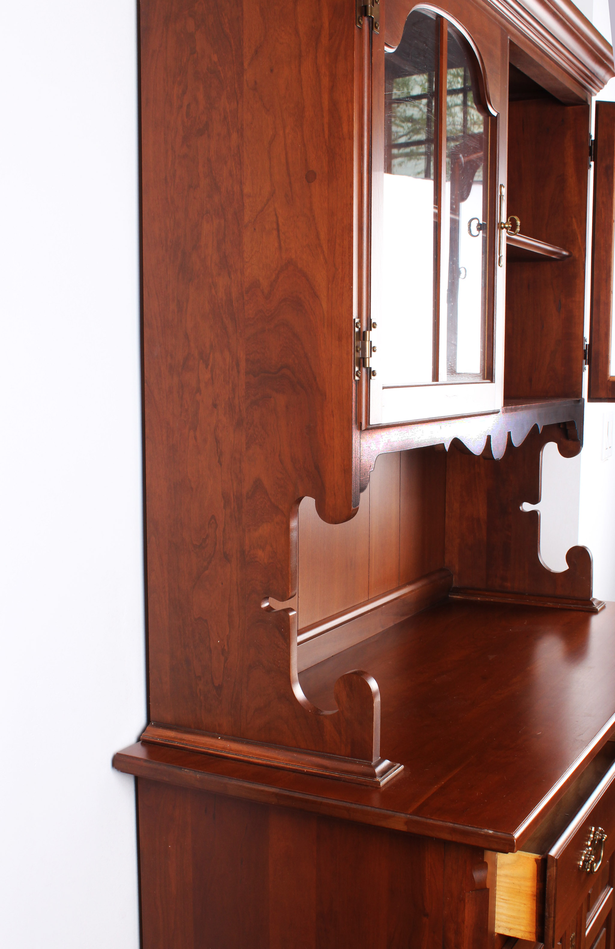 Vintage Potomac Cherry Tell City Hutch EBTH